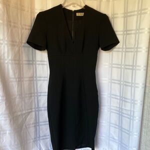 Burberry Women’s Black Fitted Short Sleeve V-Neck Midlength Dress